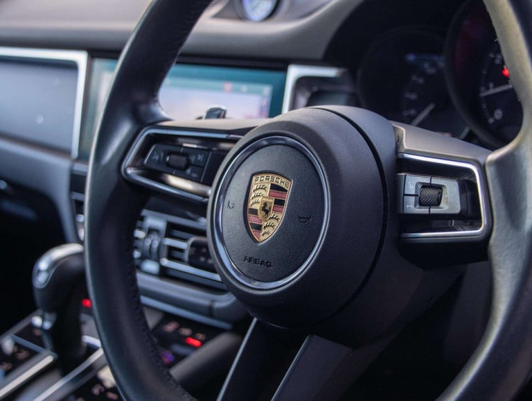 2023 Porsche Macan 5dr PDK ESTATE PETROL Automatic