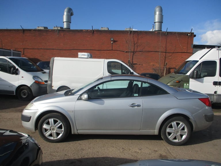 RENAULT MEGANE DYNAMIQUE  1.9 DIESEL CONVERTIBLE