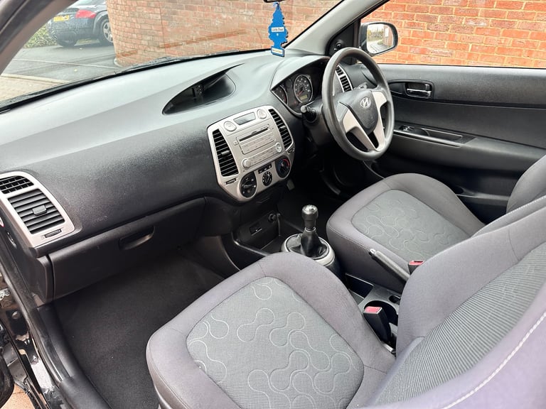 Hyundai, I20, Hatchback, 2010, Manual, 1248 (cc),3 doors - Image 4
