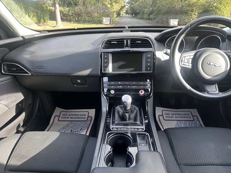 2017 Jaguar XE 2.0d SE 4dr SALOON DIESEL Manual