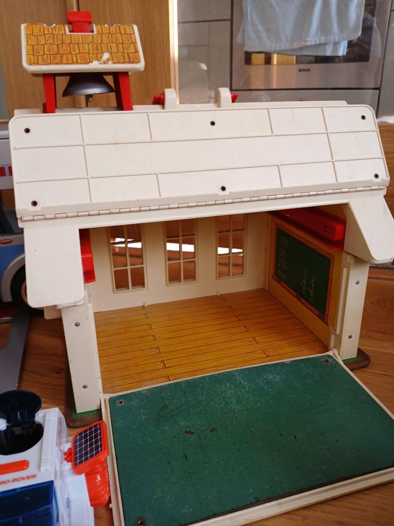 Dollshouse Vintage playmobil 1970’s Fisher Price Play Family Toy School Wooden Caravan Garbage Truck