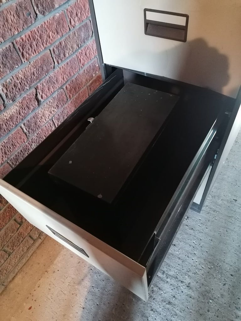 Steel File Box, No Key.