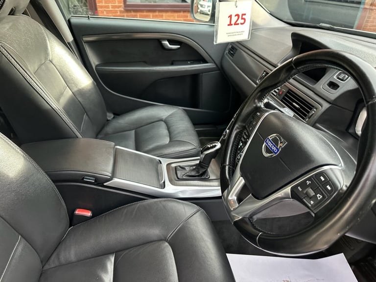 2014 Volvo XC70 D5 [215] SE Lux 5dr AWD Geartronic ESTATE DIESEL Automatic