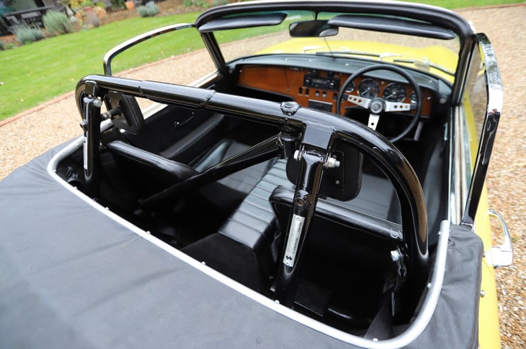 1972 Lotus Elan 1972.  £20k repaint in Lotus Yellow / Cirrus White. Mohair Hoo  PETROL Manual