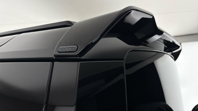 2025 Land Rover Defender 110 3.0 D250 MHEV X-Dynamic SE Hard Top SUV 5dr Diesel Auto 4WD MWB Euro...