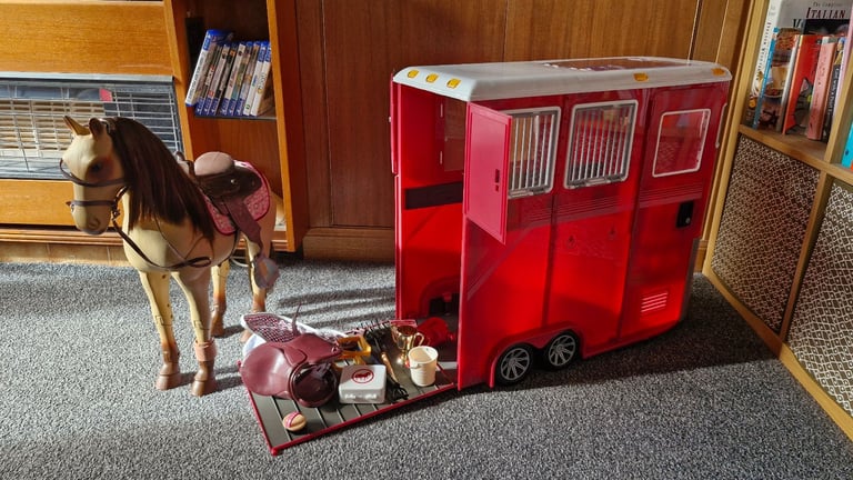GONE PENDING COLLECTION.  FREE Our Generation Horse Trailer