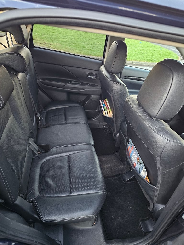 Mitsubishi, OUTLANDER, Estate, 2016, Other, 2268 (cc), 5 doors