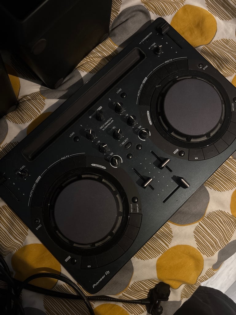 🎚️ Pioneer DDJ-WeGO4 + Zingyou Mic + Pioneer DM-40 Speakers – All-in-One DJ Bundle