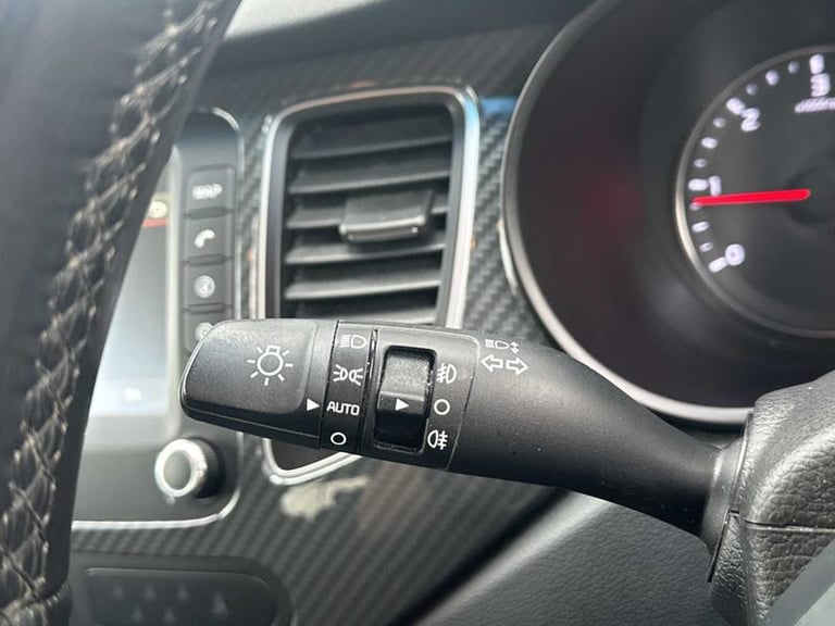 2017 Kia Carens 1.7 CRDi ISG 2 5dr Manual MPV Diesel Manual