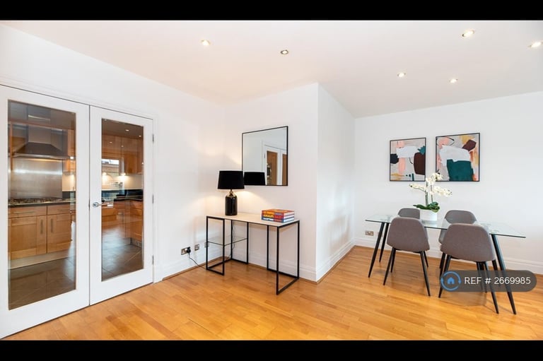 2 bedroom flat in Warren House, London, W14 (2 bed) (#2669985)