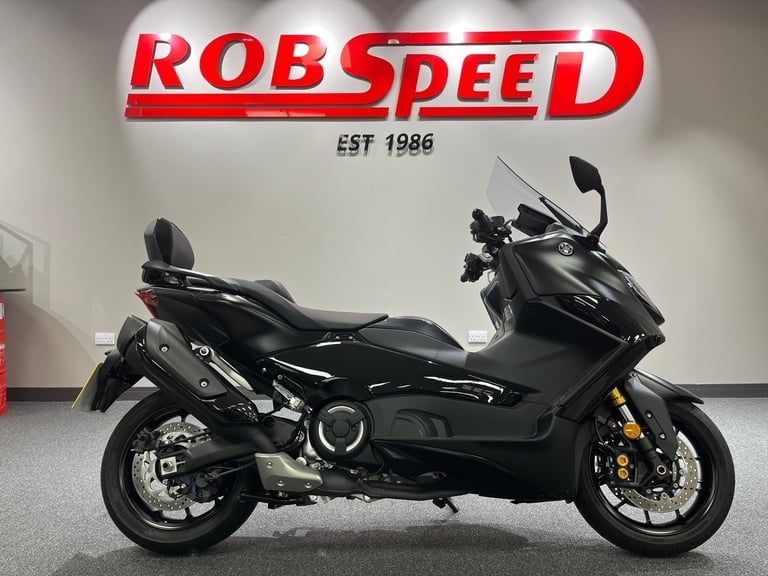 image for Yamaha TMAX TECH MAX 560 scooter, 2024