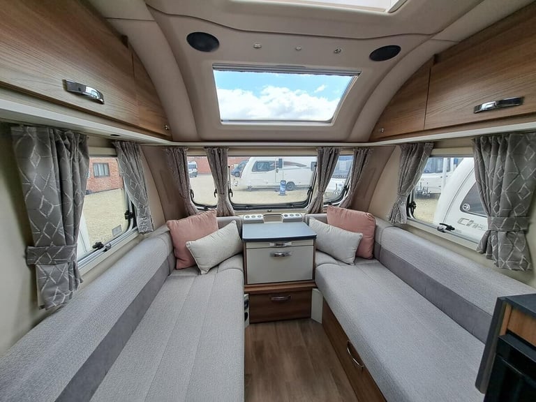 2022 Swift Vogue 580