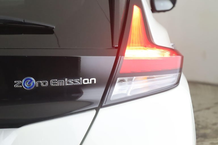 2019 Nissan Leaf 40kWh Tekna Auto 5dr HATCHBACK Electric Automatic