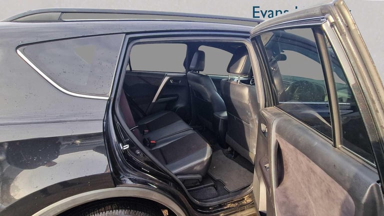 2017 Toyota RAV4 2.0 D-4D Icon 5dr 2WD ESTATE DIESEL Manual