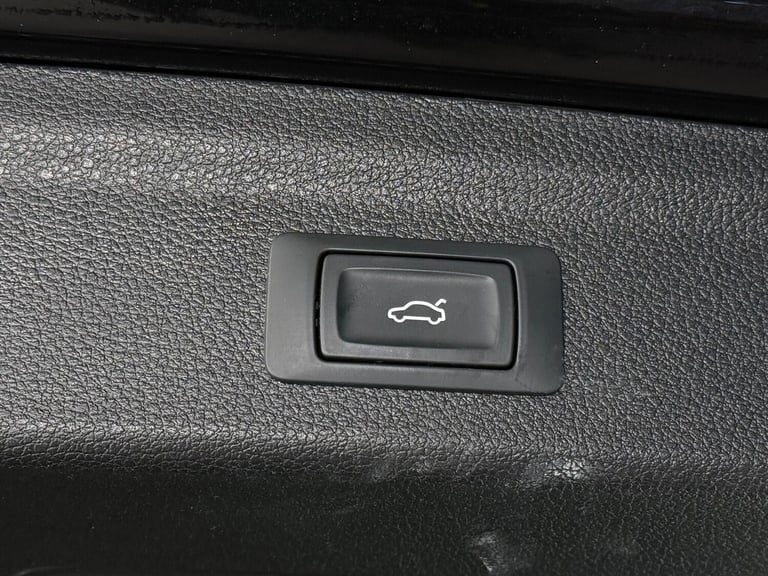 2019 Audi Q3 35 TFSI S Line 5dr S Tronic ESTATE PETROL Automatic