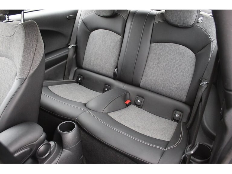 2020 MINI Electric Hatch Cooper SE Level 2 Hatchback Electric Automatic