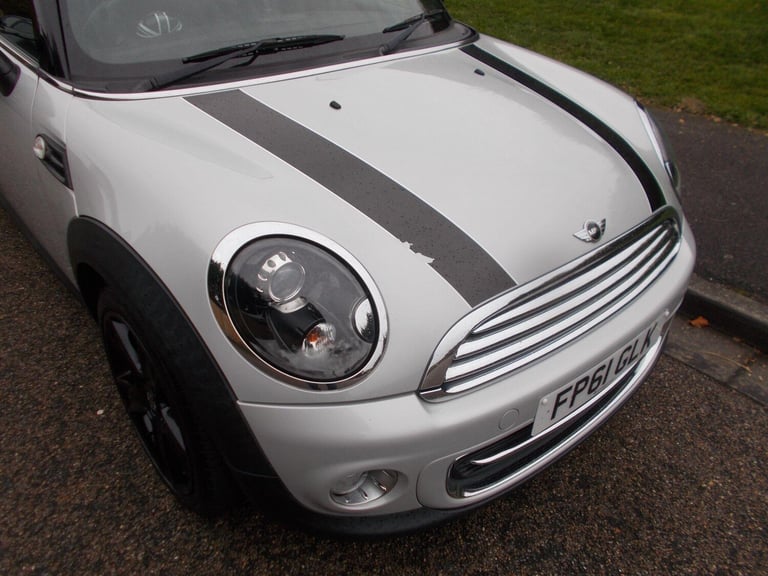 2011 MINI Hatch 1.6 Cooper Soho Euro 5 (s/s) 3dr HATCHBACK Petrol Manual