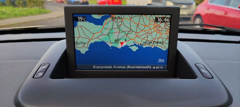 Peugeot, 3008, Hatchback, 2014, Semi-Auto, 1560 (cc), 5 doors