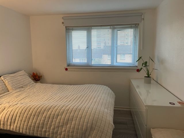 Short term Dec-Mar double bed in 3 bed house