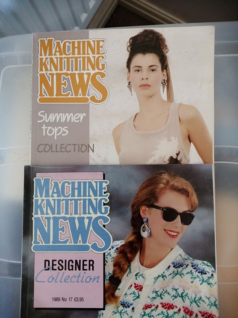Knitting machine and accessories