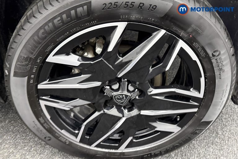 2024 Peugeot 3008 1.2 Hybrid 136 GT 5dr e-DSC6 SUV Petrol Automatic