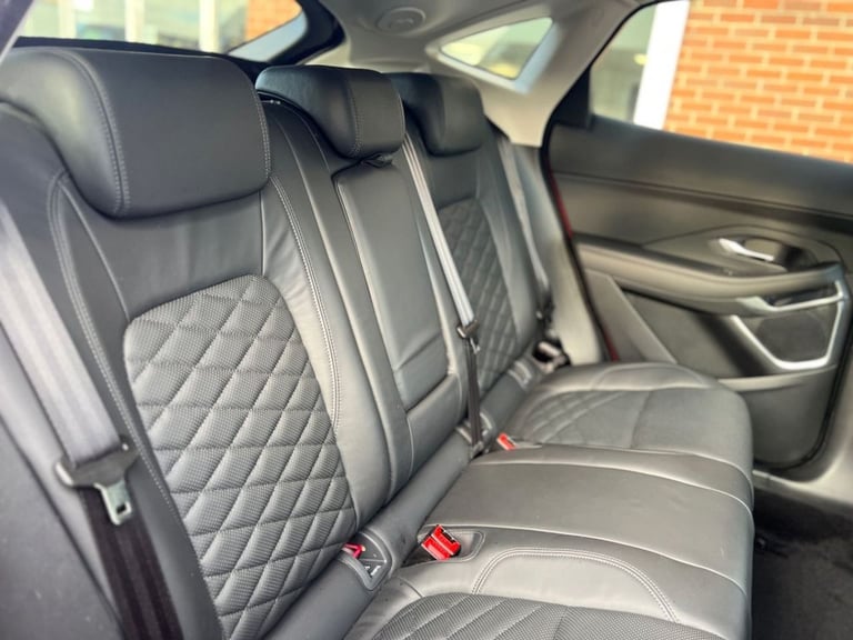 2020 Jaguar E-Pace 2.0 HSE 5dr Auto ESTATE PETROL Automatic