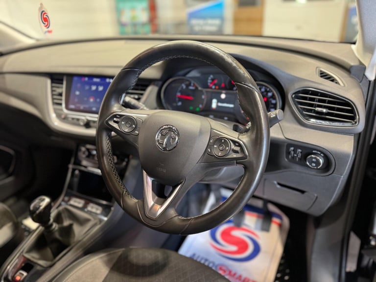 2018 Vauxhall Grandland X 1.5 Turbo D BlueInjection Sport Nav Euro 6 (s/s) 5dr HATCHBACK Diesel M...