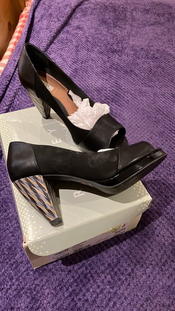 image for Designer Radley black peep toe shoe size 6