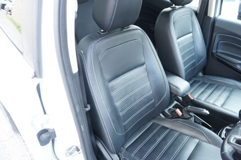 2018 Ford Ecosport 1.0T EcoBoost Titanium Euro 6 (s/s) 5dr HATCHBACK Petrol Manual