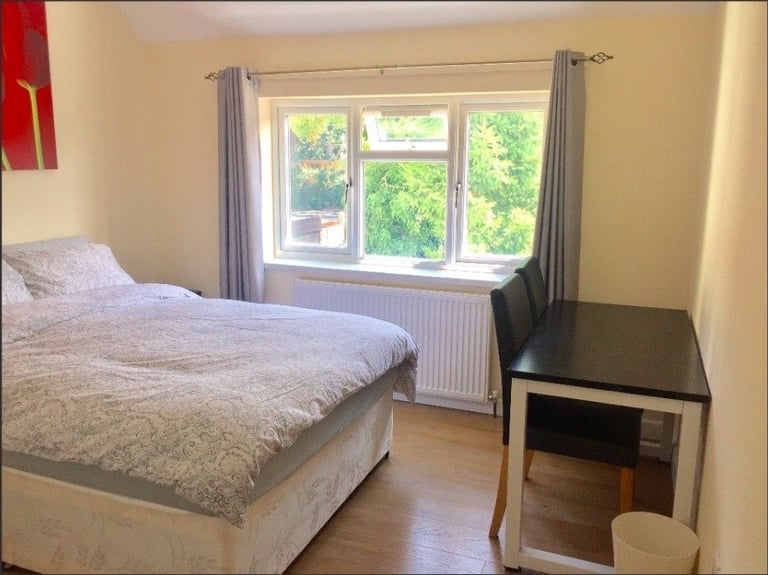DOUBLE ENSUITE BEDROOM, fully furnished, all bills included and parking space available.