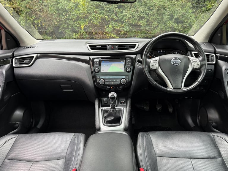 Nissan Qashqai 1.6 dCi Tekna 2WD Euro 6 5dr DIESEL MANUAL 2015/65