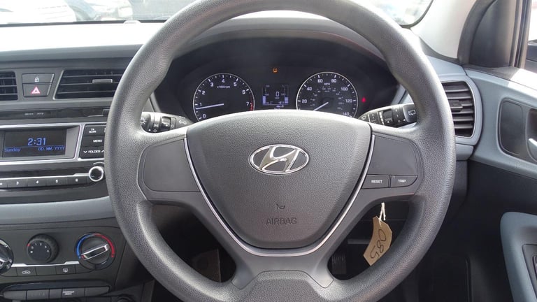 HYUNDAI I20 1.2 Blue Drive S Silver Manual Petrol 2016