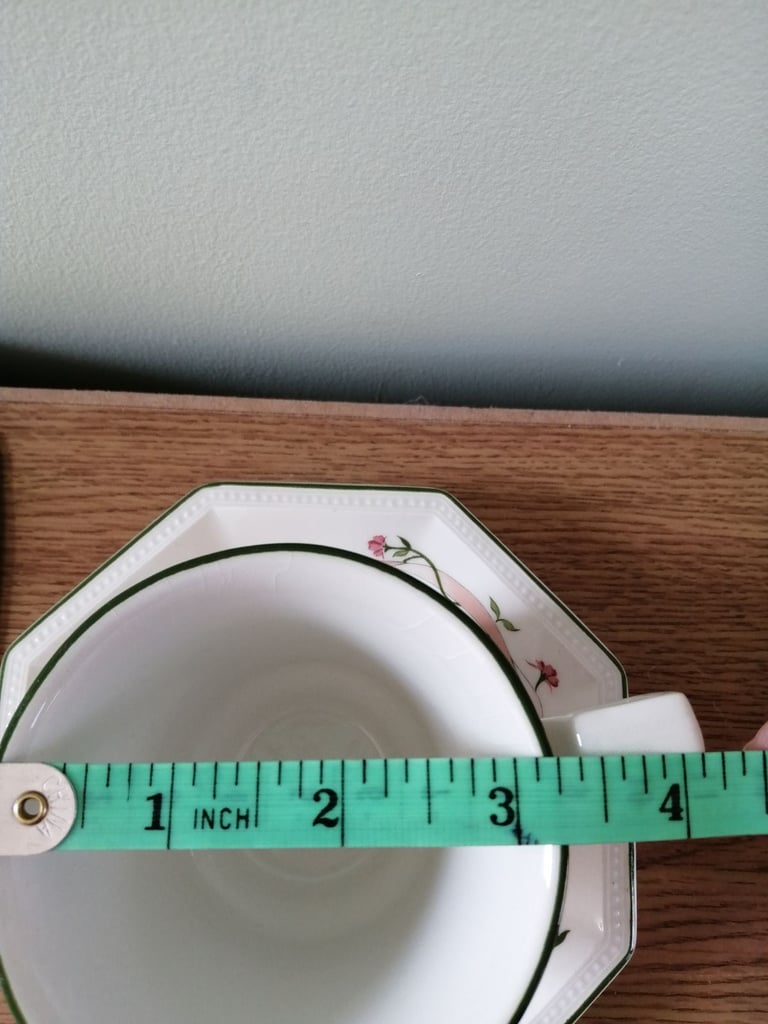 2 X ETERNAL BEAU CUPS & SAUCERS BY JOHNSON BROTHER    