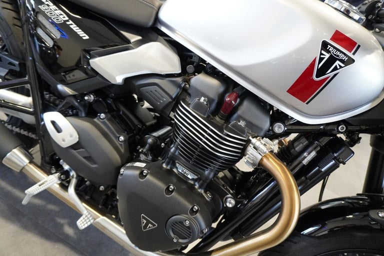 Triumph Speed Twin 900, 2025, Aluminium Silver IN STOCK NOW