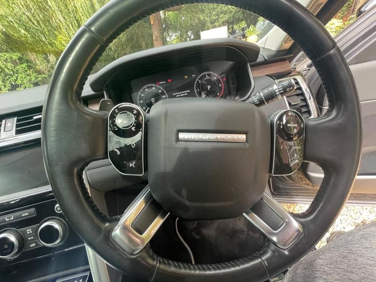 2020 Land Rover Discovery 3.0 SD V6 HSE SUV 5dr Diesel Auto 4WD Euro 6 (s/s) (306 ps) 7 SEATER Au...