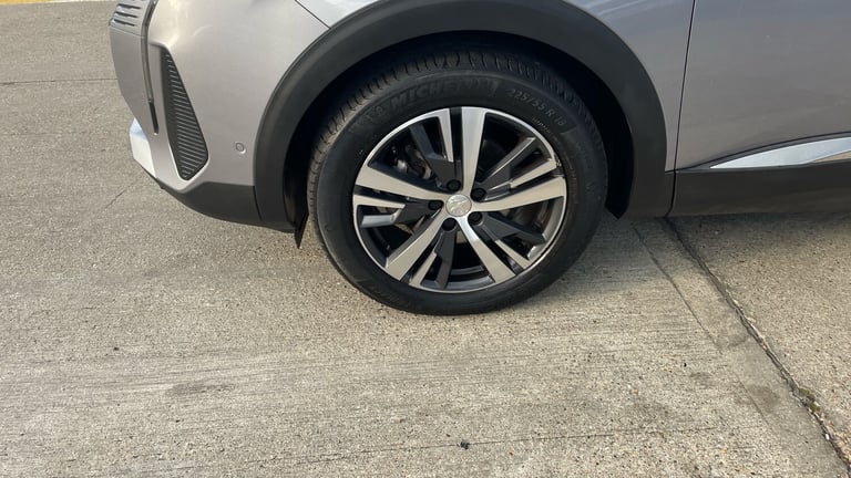 2023 Peugeot 3008 1.2 PureTech Allure Premium+ 5dr EAT8 Petrol Estate Estate Petrol Automatic