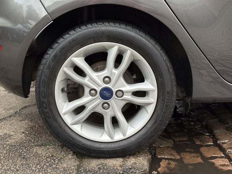 2017 Ford Fiesta 1.25 82 Zetec 5dr HATCHBACK PETROL Manual