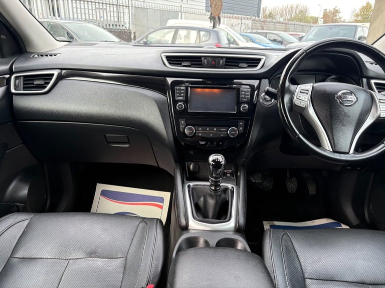 2016 Nissan Qashqai 1.5 dCi Tekna 5dr HATCHBACK Diesel Manual