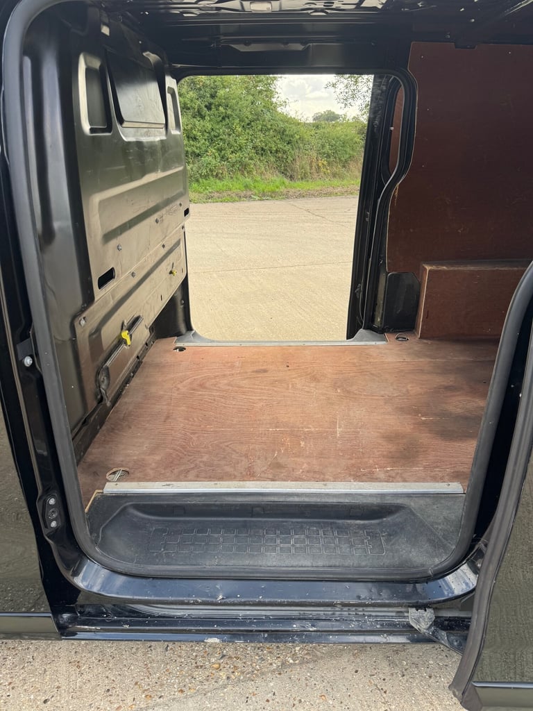 2020 Vauxhall Vivaro 2700 1.5d 120PS Elite H1 Van PANEL VAN Diesel Manual