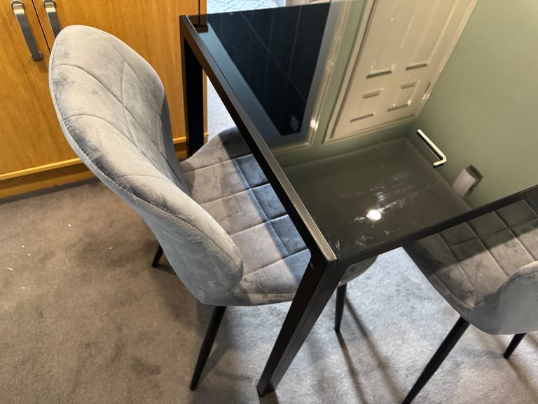 Dining Table and Chairs 