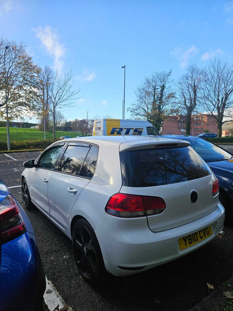 Volkswagen, GOLF, Hatchback, 2010, Manual, 1598 (cc), 5 doors