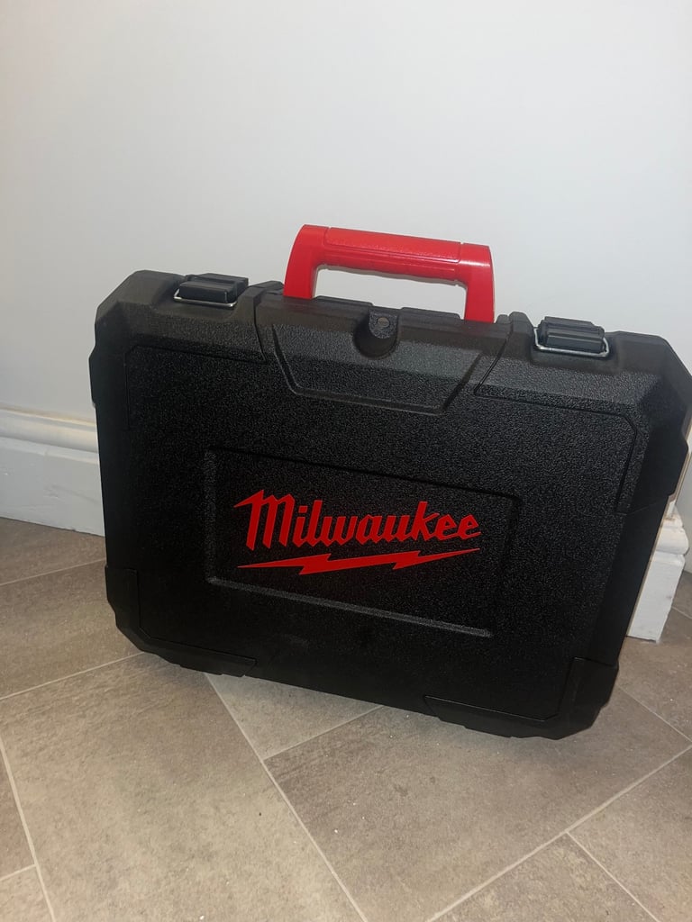 Milwaukee drill set