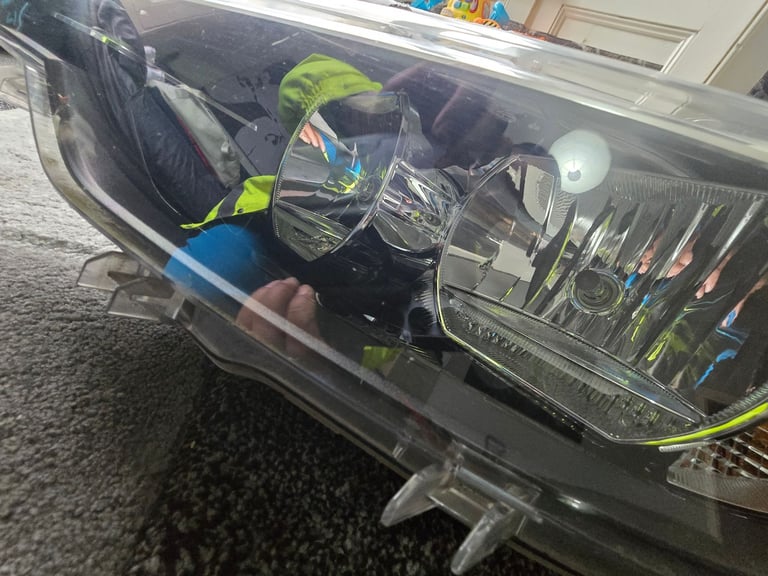 BMW 3 SERIES F30 F31  LCI PASSENGER SIDE LEFT DLR  HEADLIGHT BREAKING Parts
