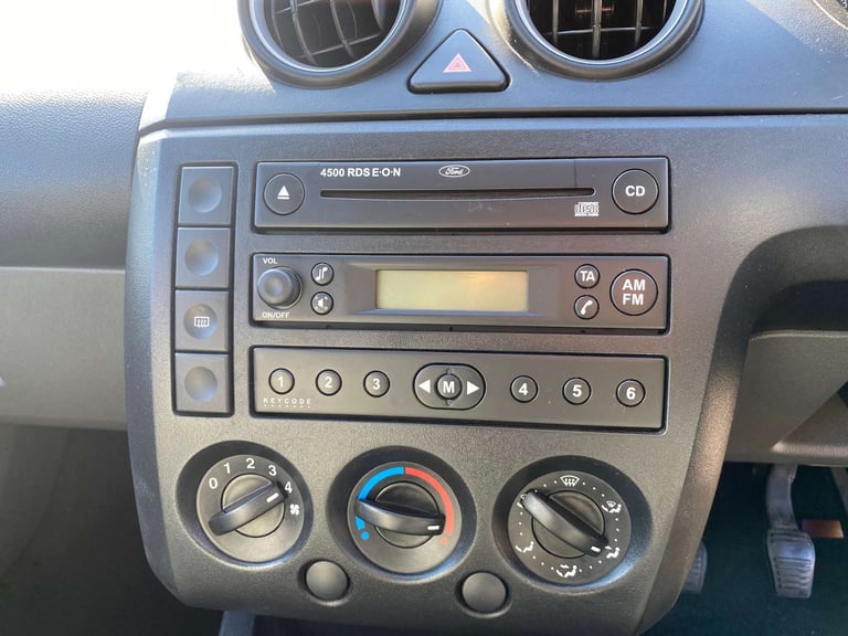 2003 Ford Fiesta 1.3 Fiesta Finesse 5dr Hatchback Petrol Manual