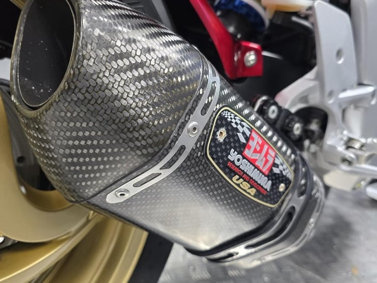 HONDA CB 1000 R
