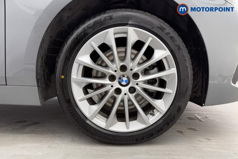 2024 BMW 1 Series 118i [136] SE 5dr Step Auto [Live Cockpit Pro] HATCHBACK PETROL Automatic