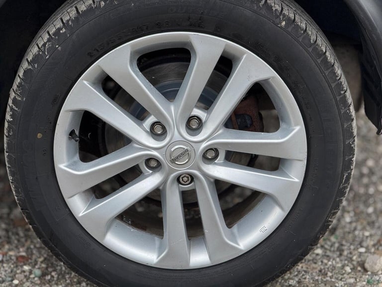 NISSAN JUKE 1.6 Acenta Premium Euro 5 5dr 2011