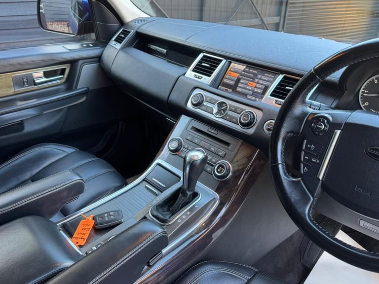 2010 Land Rover Range Rover Sport 3.0 TD V6 HSE SUV 5dr Diesel CommandShift 4WD Euro 4 (245 ps) D...