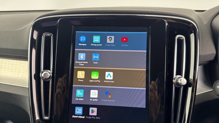 2023 Volvo XC40 B4 Plus SUV Hybrid Automatic