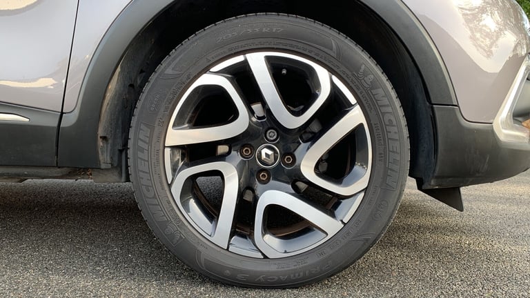 2018 Renault Captur 0.9 TCe ENERGY Iconic SUV 5dr Petrol Manual Euro 6 (s/s) (90 ps) SUV Petrol M...